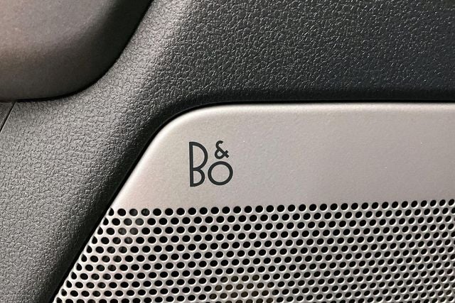 2023 Ford F-250SD Lariat 4x4 - Diesel - Ultimate Pkg - Pano Roof - Htd/Cool