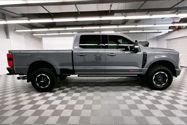 2025 Ford F-250SD Platinum 4x4-Diesel-Tremor Off-Road Pkg-Pano Roof