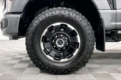 2025 Ford F-250SD Platinum 4x4-Diesel-Tremor Off-Road Pkg-Pano Roof