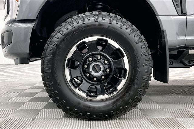 2025 Ford F-250SD Platinum 4x4-Diesel-Tremor Off-Road Pkg-Pano Roof