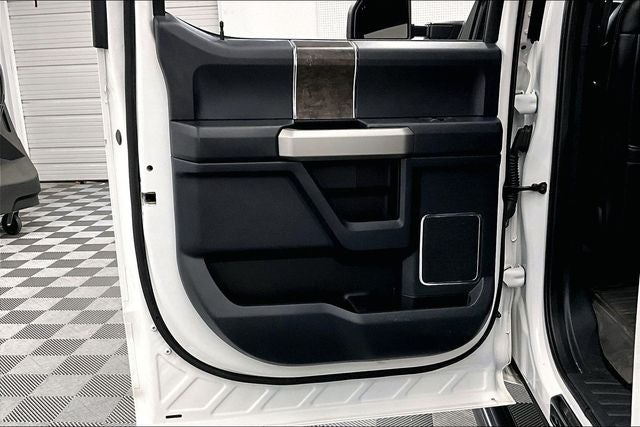 2022 Ford F-350SD Lariat 4x4-Htd/Cooled Leather-Blind Spot Detection