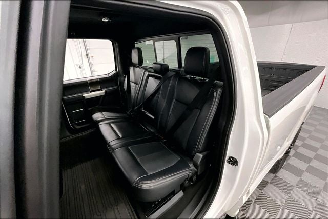 2022 Ford F-350SD Lariat 4x4-Htd/Cooled Leather-Blind Spot Detection