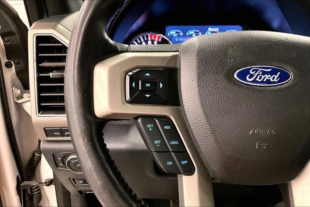 2022 Ford F-350SD Lariat 4x4-Htd/Cooled Leather-Blind Spot Detection
