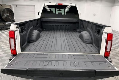 2022 Ford F-350SD Lariat 4x4-Htd/Cooled Leather-Blind Spot Detection