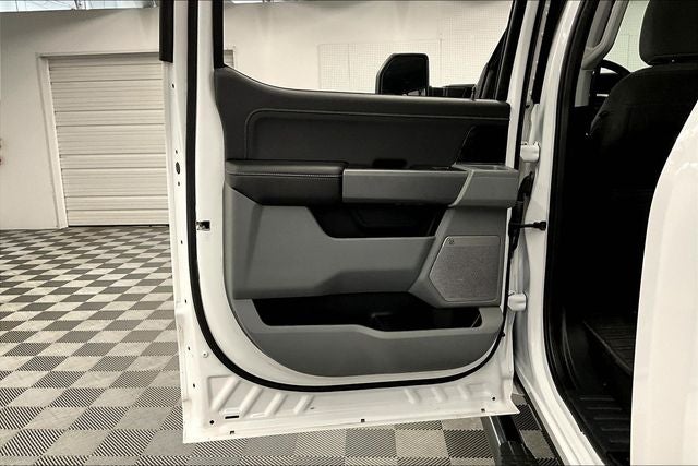 2023 Ford F-350SD XLT 4x4 - Diesel - Pemium Pkg - Sport Appearance Pkg