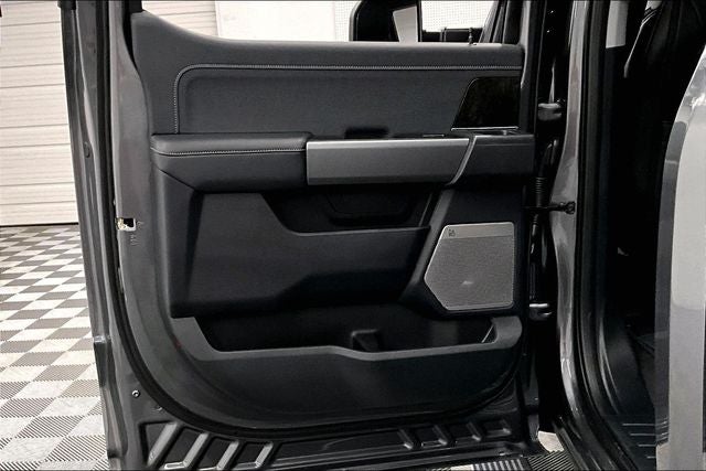 2026 Ford F-350SD Lariat 4x4 - Htd/Cooled Leather - Blind Spot Detection