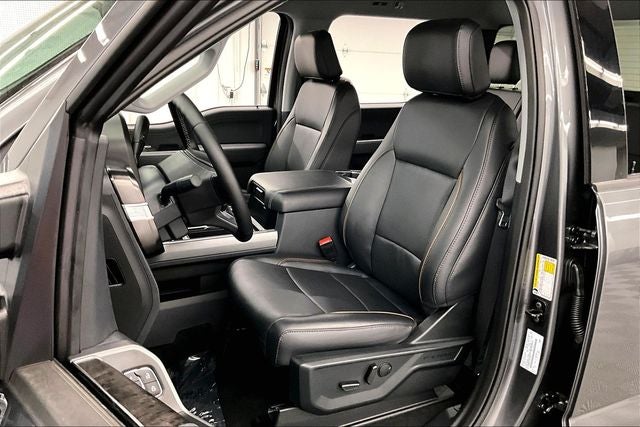 2026 Ford F-350SD Lariat 4x4 - Htd/Cooled Leather - Blind Spot Detection
