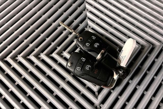2023 Ford F-350SD XLT Dually - 4x4 - Diesel - Remote Start