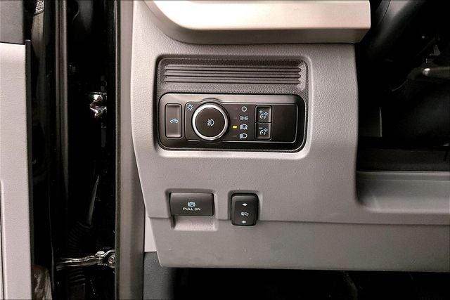 2023 Ford F-350SD XLT Dually - 4x4 - Diesel - Remote Start