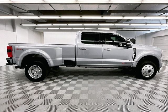 2024 Ford F-450SD Platinum DRW