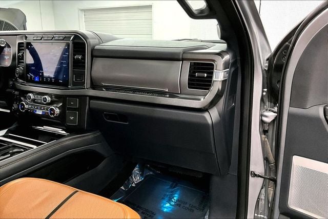 2024 Ford F-450SD Platinum DRW