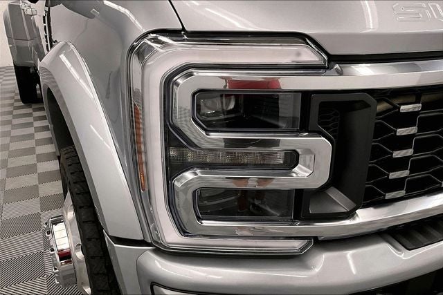 2024 Ford F-450SD Platinum DRW