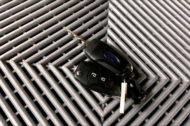 2022 Ford Ranger XLT 4x4 - Splash-Sand Edition - Blind Spot Detection