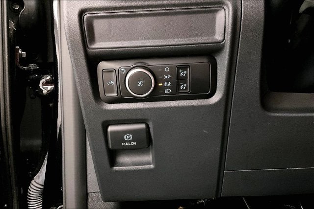 2024 Ford F-150 XLT 4x4-Blind Spot Monitor-Apple CarPlay/Android Auto