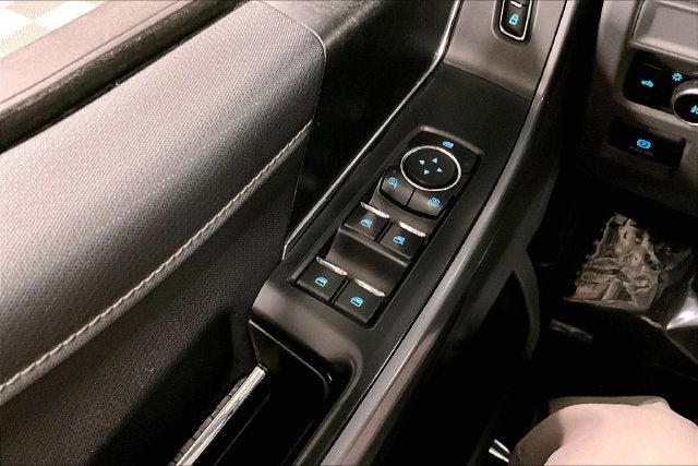 2023 Ford F-150 XLT 4x4-Blind Spot Monitor-Apple CarPlay/Android Auto