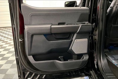 2024 Ford F-150 Lariat 4x4 - Black Appearance Pkg - Pano Roof