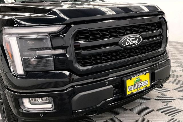 2024 Ford F-150 Lariat 4x4 - Black Appearance Pkg - Pano Roof