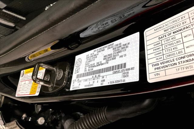 2024 Ford F-150 Lariat 4x4 - Black Appearance Pkg - Pano Roof