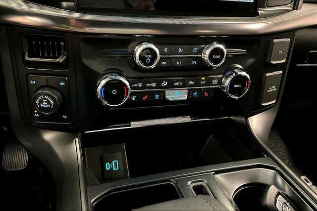 2024 Ford F-150 Lariat 4x4 - Black Appearance Pkg - Htd/Cooled Leather