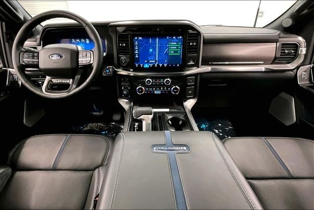 2025 Ford F-150 Platinum 4x4 - Pano Roof - Htd/Cooled Massaging Leather