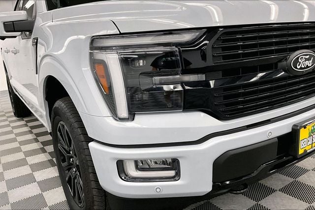 2025 Ford F-150 Platinum 4x4 - Pano Roof - Htd/Cooled Massaging Leather