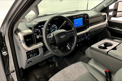 2024 Ford F-350SD XLT 4x4 - Diesel - Blind Spot Detection - Remote Start