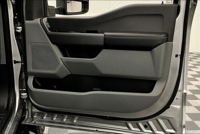 2024 Ford F-350SD XLT 4x4 - Diesel - Blind Spot Detection - Remote Start