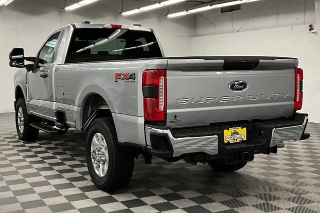 2024 Ford F-350SD XLT 4x4 - Diesel - Blind Spot Detection - Remote Start