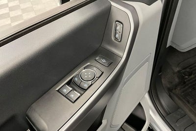 2024 Ford F-350SD XLT 4x4 - Diesel - Blind Spot Detection - Remote Start