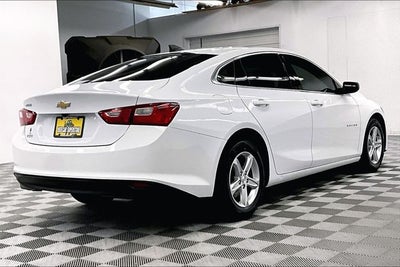 2023 Chevrolet Malibu LS Apple CarPlay/Android Auto - Rear Camera