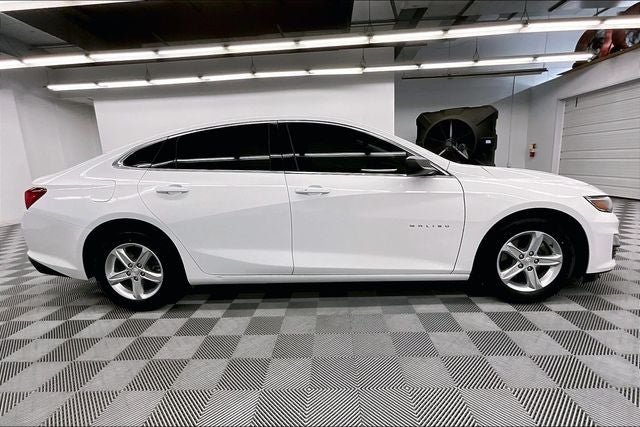 2023 Chevrolet Malibu LS Apple CarPlay/Android Auto - Rear Camera
