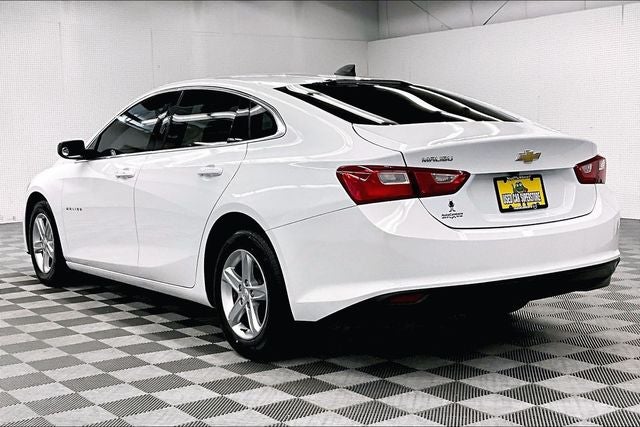 2023 Chevrolet Malibu LS Apple CarPlay/Android Auto - Rear Camera
