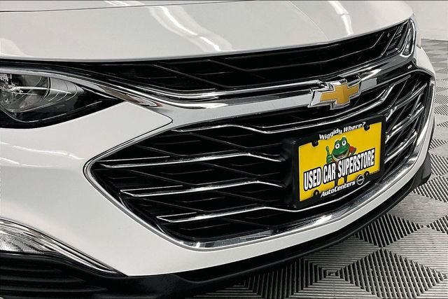 2023 Chevrolet Malibu LS Apple CarPlay/Android Auto - Rear Camera