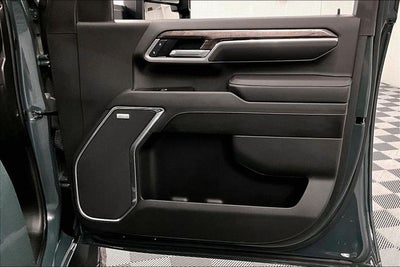 2025 Chevrolet Silverado 2500HD LTZ 4x4 - Diesel - Trailboss Pkg - Sunroof