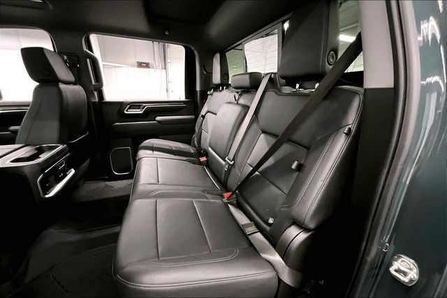 2025 Chevrolet Silverado 2500HD LTZ 4x4 - Diesel - Trailboss Pkg - Sunroof
