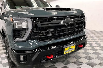 2025 Chevrolet Silverado 2500HD LTZ 4x4 - Diesel - Trailboss Pkg - Sunroof