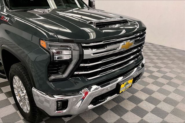 2025 Chevrolet Silverado 2500HD LTZ 4x4 - Diesel - Sunroof - Htd/Cooled Leather