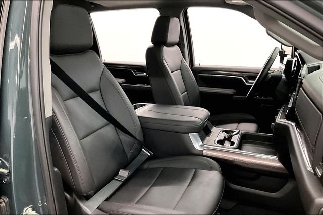 2025 Chevrolet Silverado 2500HD LTZ 4x4 - Diesel - Sunroof - Htd/Cooled Leather