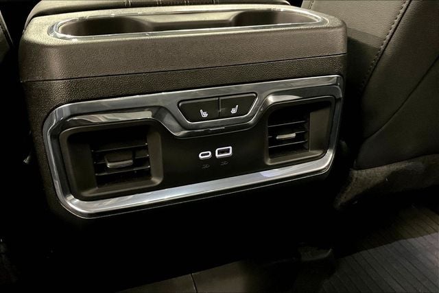 2025 Chevrolet Silverado 2500HD High Country 4x4 - Diesel - Premium Pkg - Sunroof