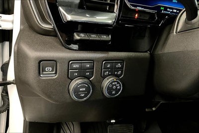 2025 Chevrolet Silverado 2500HD High Country 4x4 - Diesel - Premium Pkg - Sunroof