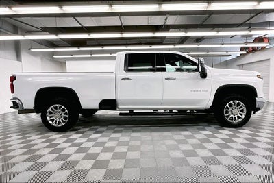 2025 Chevrolet Silverado 3500HD LTZ
