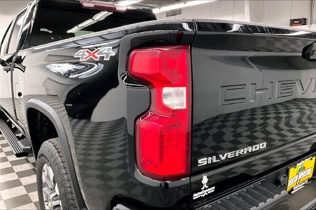 2021 Chevrolet Silverado 2500HD Custom 4x4-Remote Start-Apple CarPlay/Android Auto