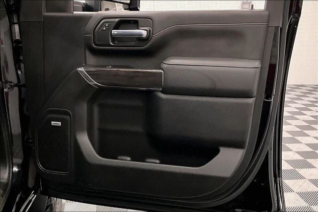 2023 Chevrolet Silverado 2500HD LTZ 4X4 - Diesel - Midnight Edition - Sunroof