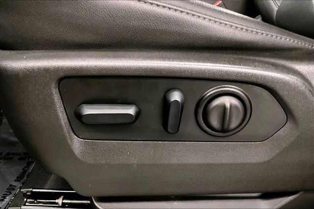 2023 Chevrolet Silverado 2500HD LTZ 4X4 - Diesel - Midnight Edition - Sunroof