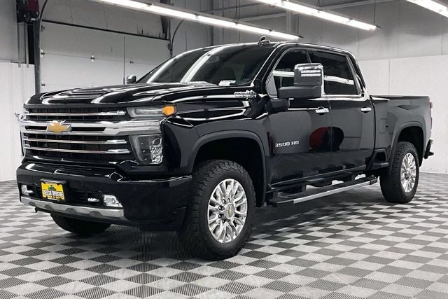 2022 Chevrolet Silverado 3500HD High Country 4x4-Diesel-Sunroof-Htd/Cooled Leather