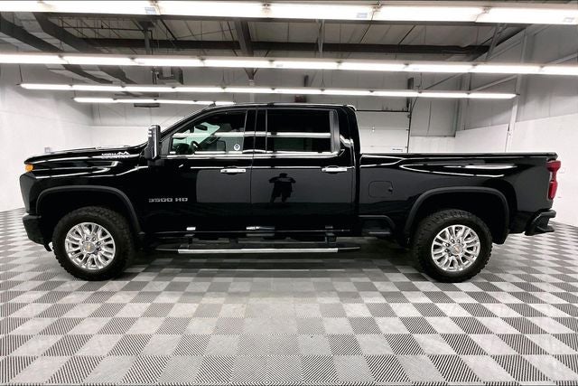 2022 Chevrolet Silverado 3500HD High Country 4x4-Diesel-Sunroof-Htd/Cooled Leather