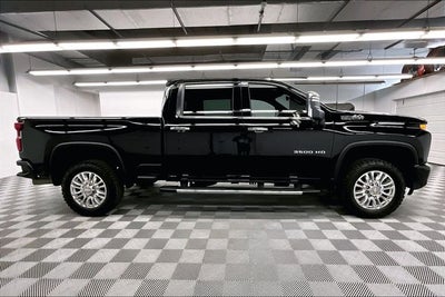 2022 Chevrolet Silverado 3500HD High Country 4x4-Diesel-Sunroof-Htd/Cooled Leather