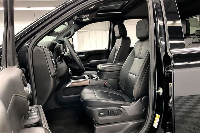 2022 Chevrolet Silverado 3500HD High Country 4x4-Diesel-Sunroof-Htd/Cooled Leather