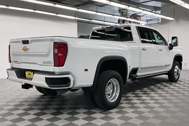 2024 Chevrolet Silverado 3500HD High Country Long Bed-Dually-4x4-Diesel-Sunroof