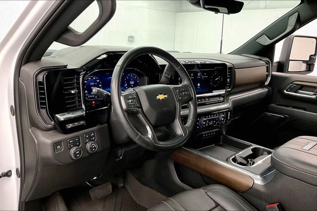 2024 Chevrolet Silverado 3500HD High Country Long Bed-Dually-4x4-Diesel-Sunroof
